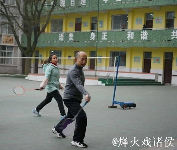 十载奉献,75岁老人无私培育特奥“梦之队” 十载奉献,75岁老人无私培育特奥“梦之队”